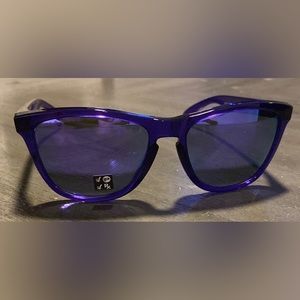 Oakley polarized son glasses